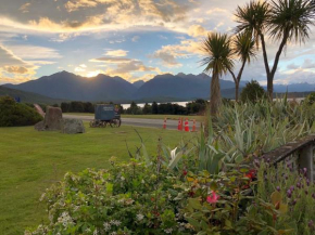 Hotels in Manapouri